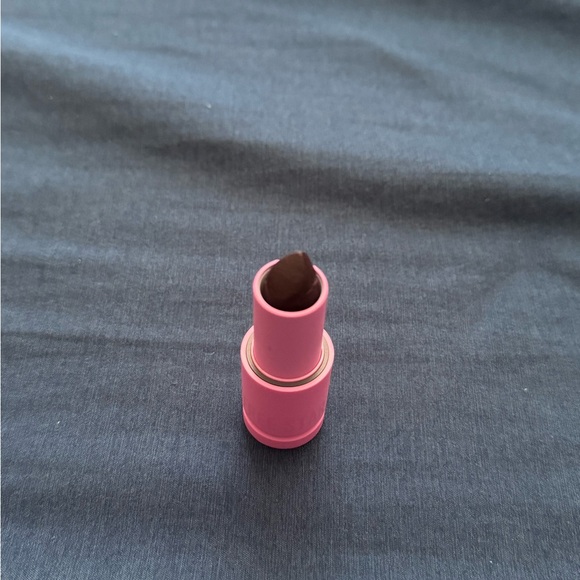 Jeffree Star Velvet Lipstick - Picture 2 of 3